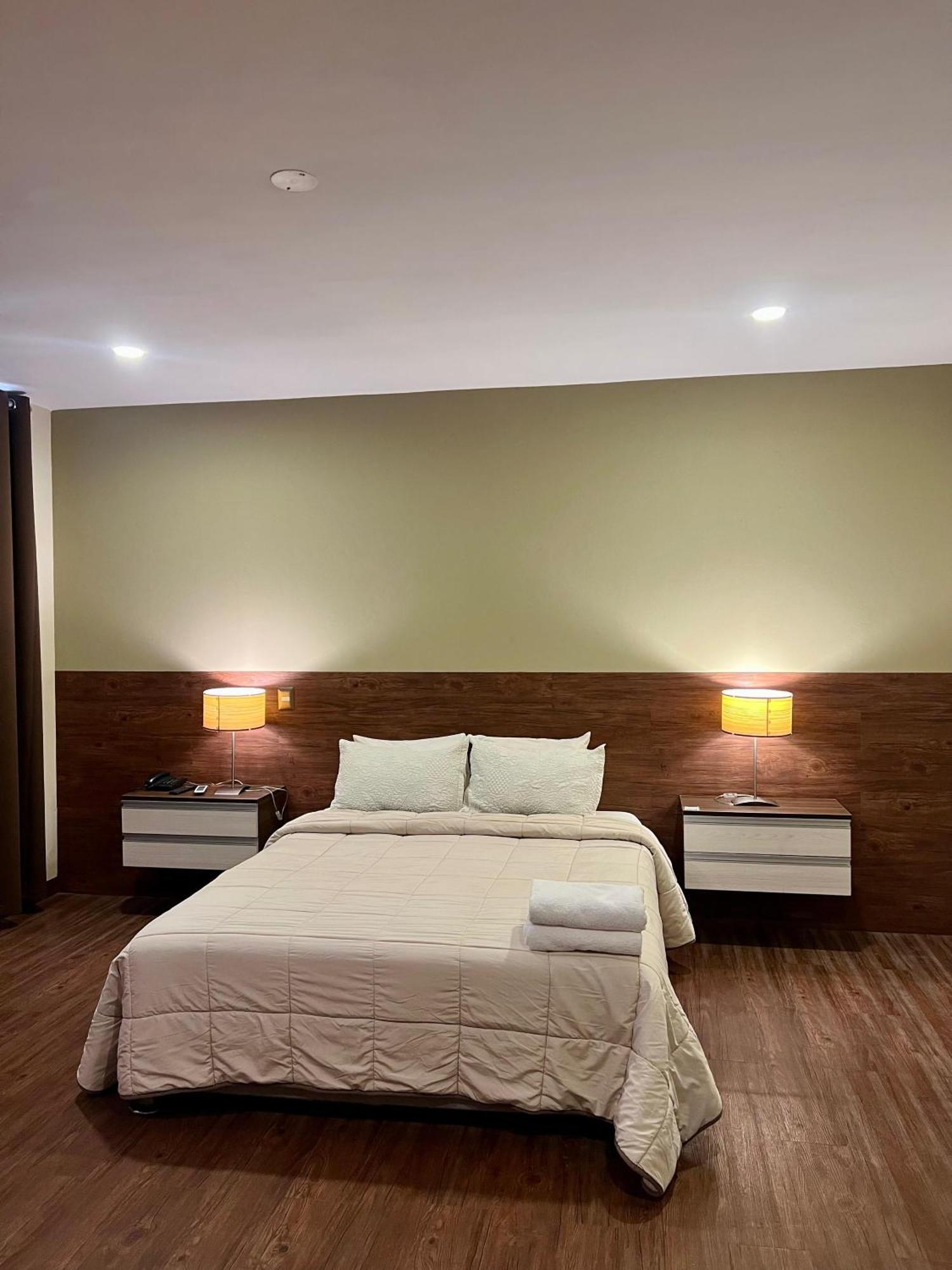 Hotel El Huacachinero Ica Luaran gambar